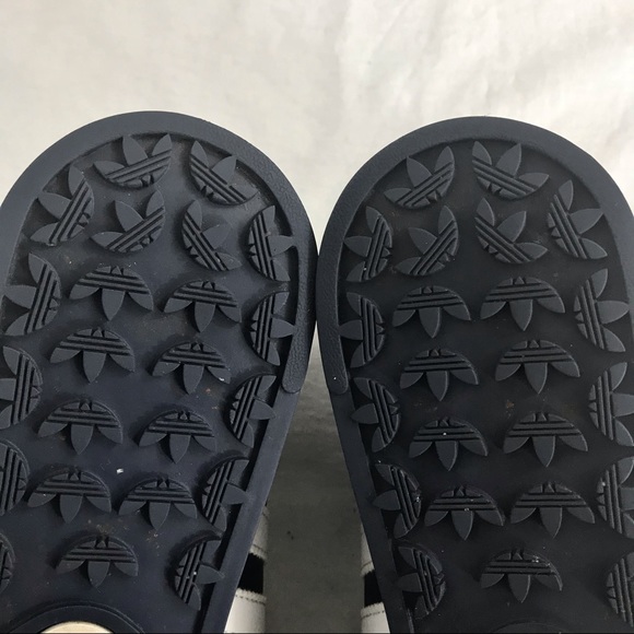 ‼️SOLD‼️ ADDIDAS SOMOA SNEAKERS - Picture 9 of 9